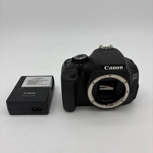 Canon EOS 600D 18.0MP Digital SLR DSLR Camera