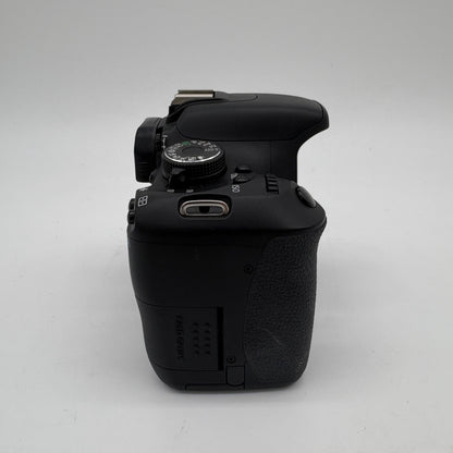 Canon EOS 600D 18.0MP Digital SLR DSLR Camera