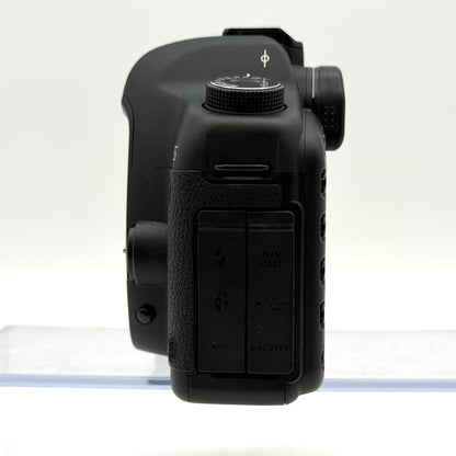 Canon EOS 5D Mark II 21.1MP Digital SLR DSLR Camera